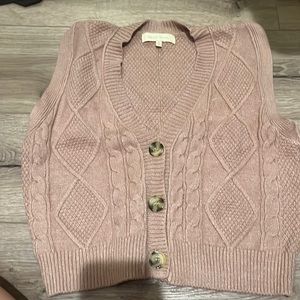Very cute shirt with buttons